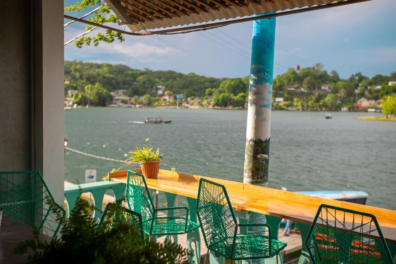 Hotel Hostal Don Cenobio Flores Zewnętrze zdjęcie