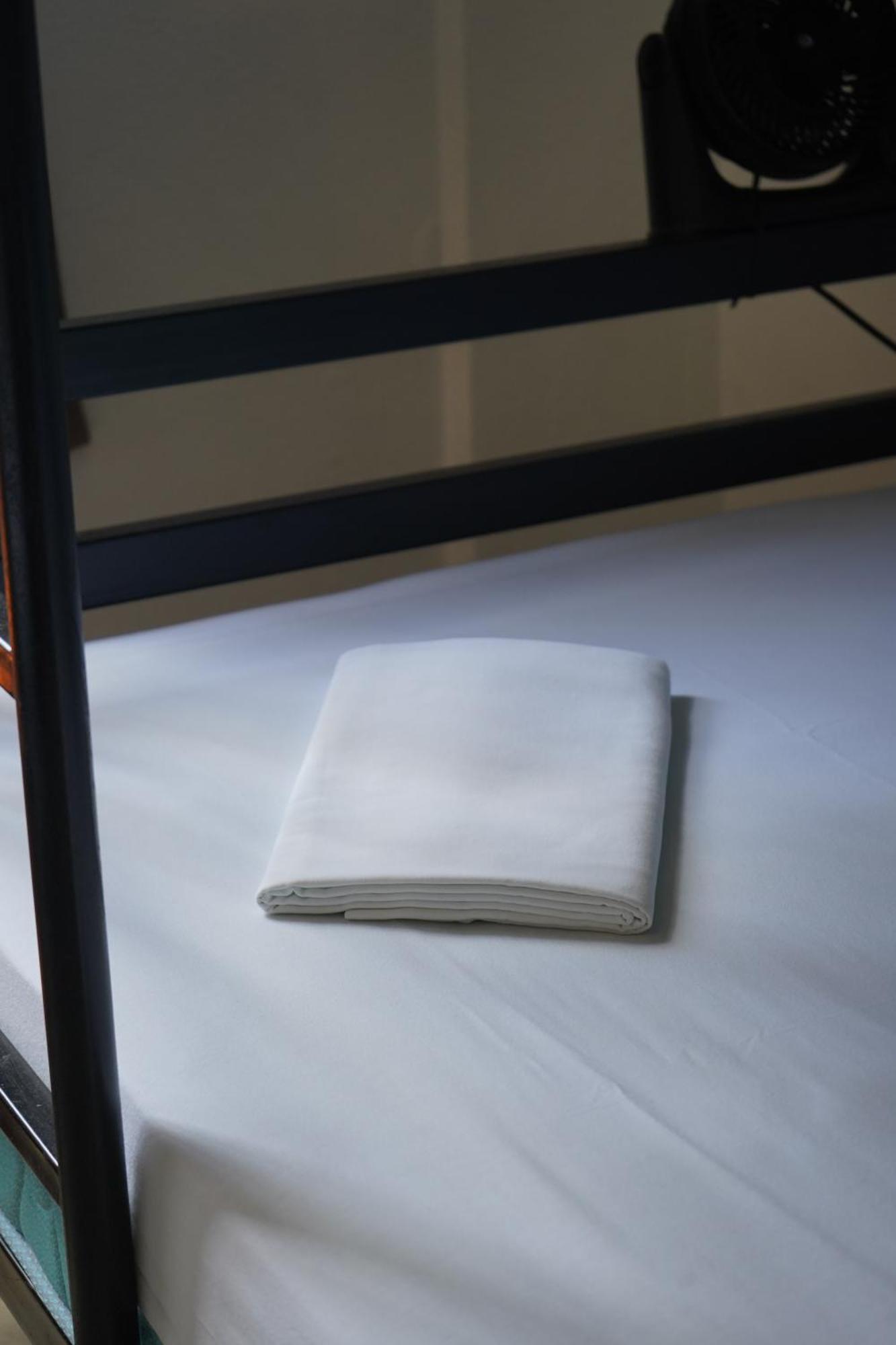 Hostal Don Cenobio Flores Zewnętrze zdjęcie