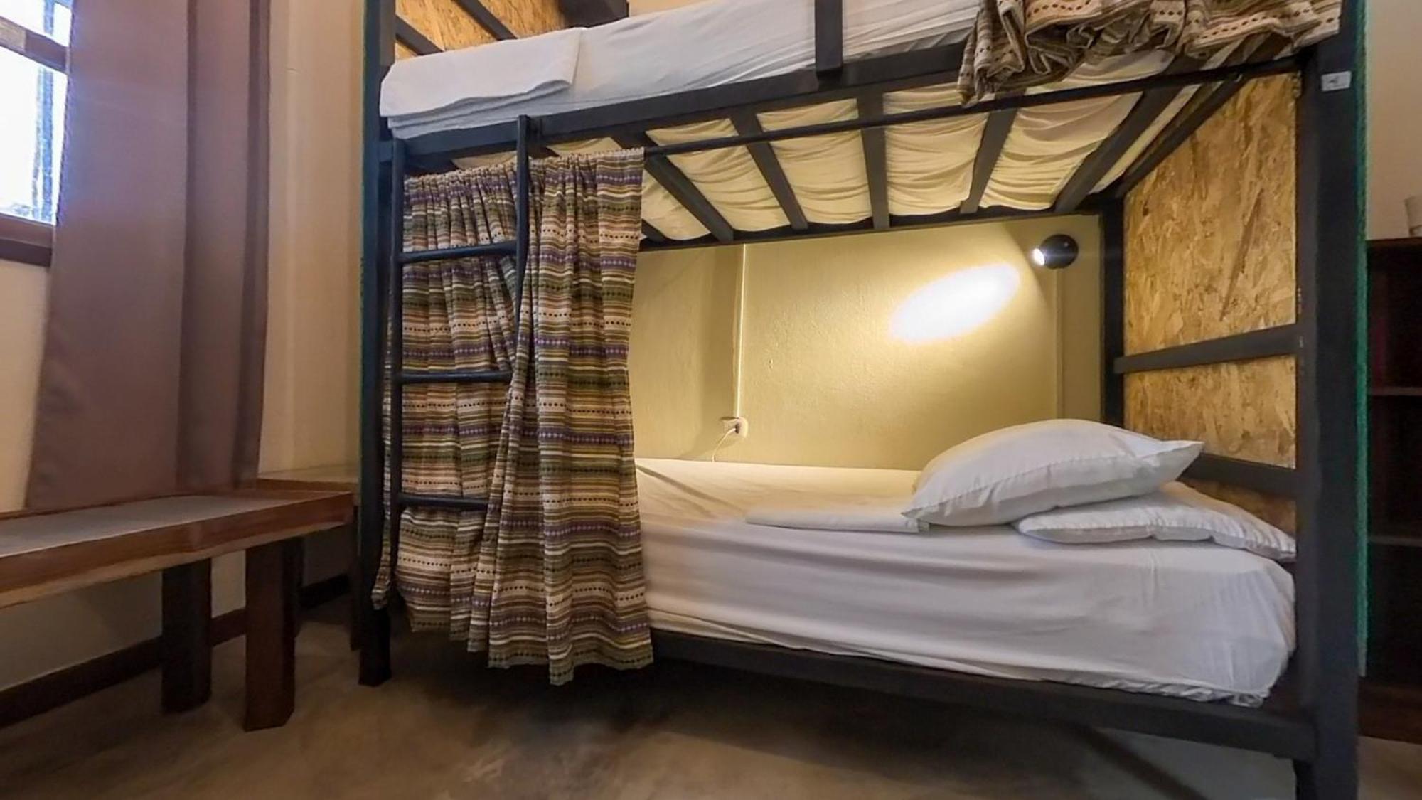 Hostal Don Cenobio Flores Zewnętrze zdjęcie