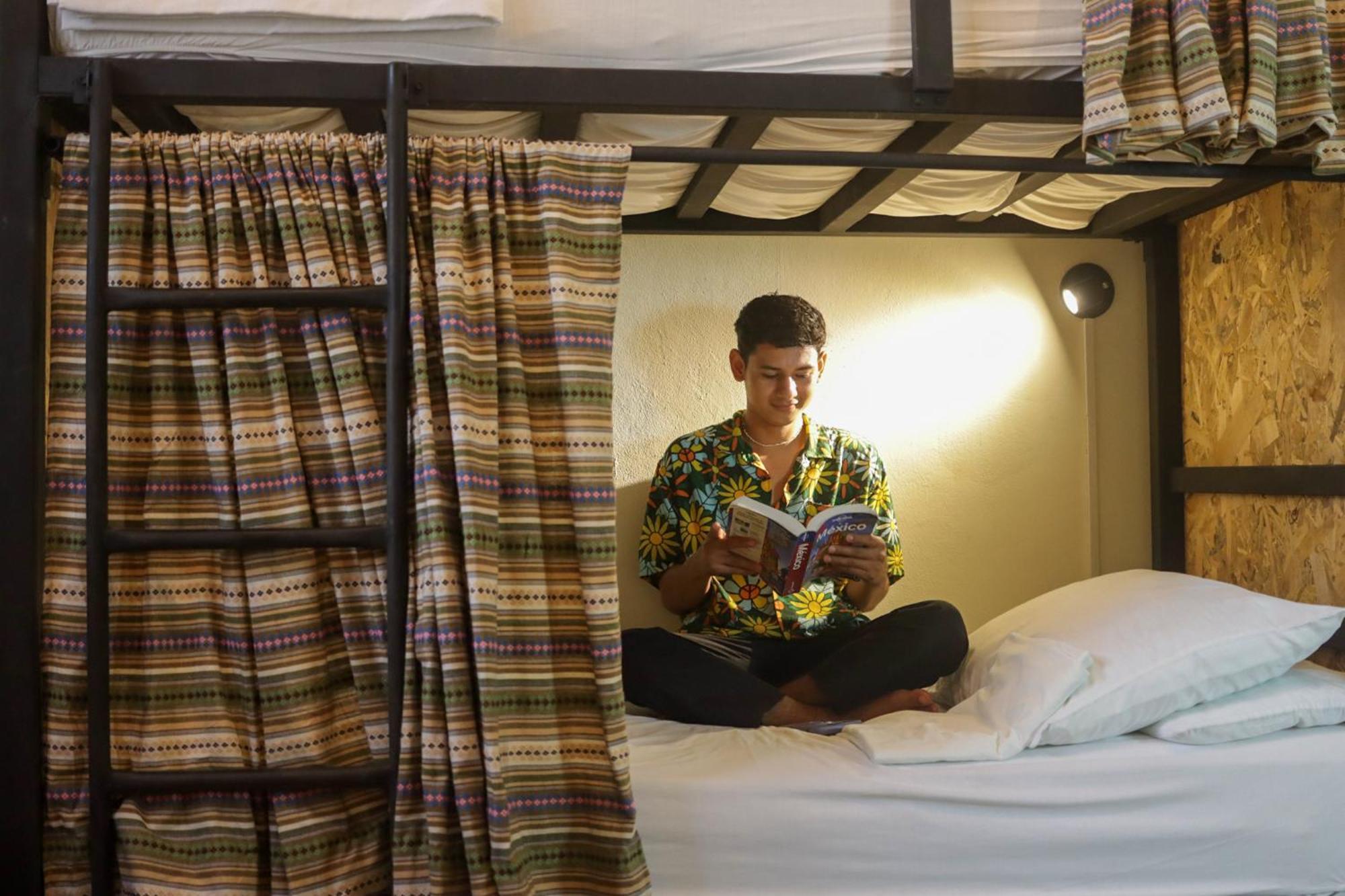 Hostal Don Cenobio Flores Zewnętrze zdjęcie
