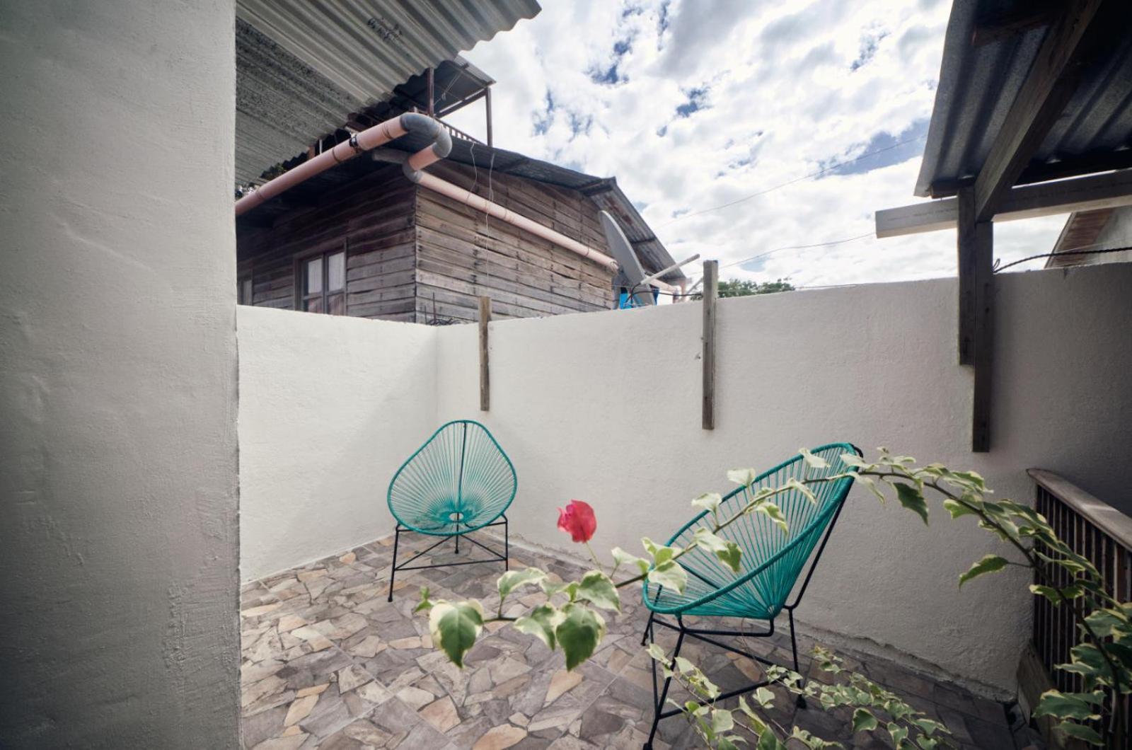 Hostal Don Cenobio Flores Zewnętrze zdjęcie